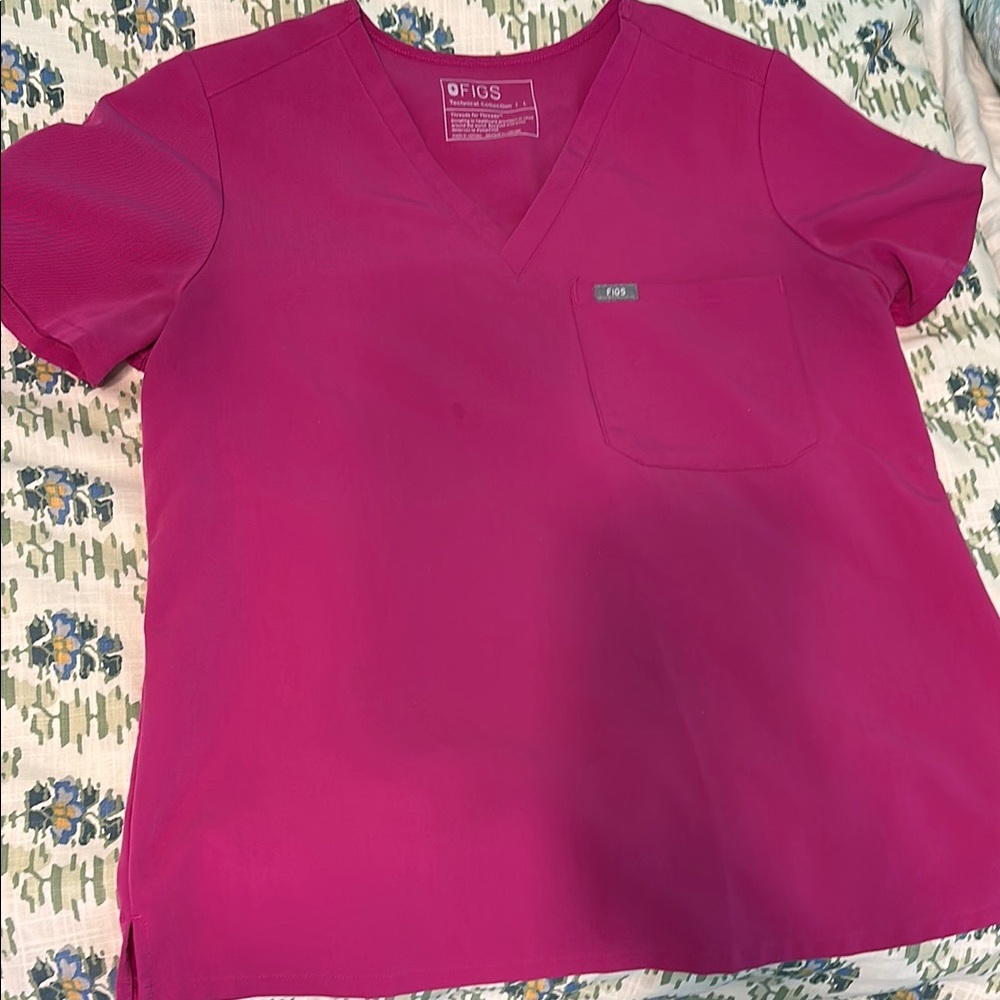 Figs Women's Pink V-Neck Top